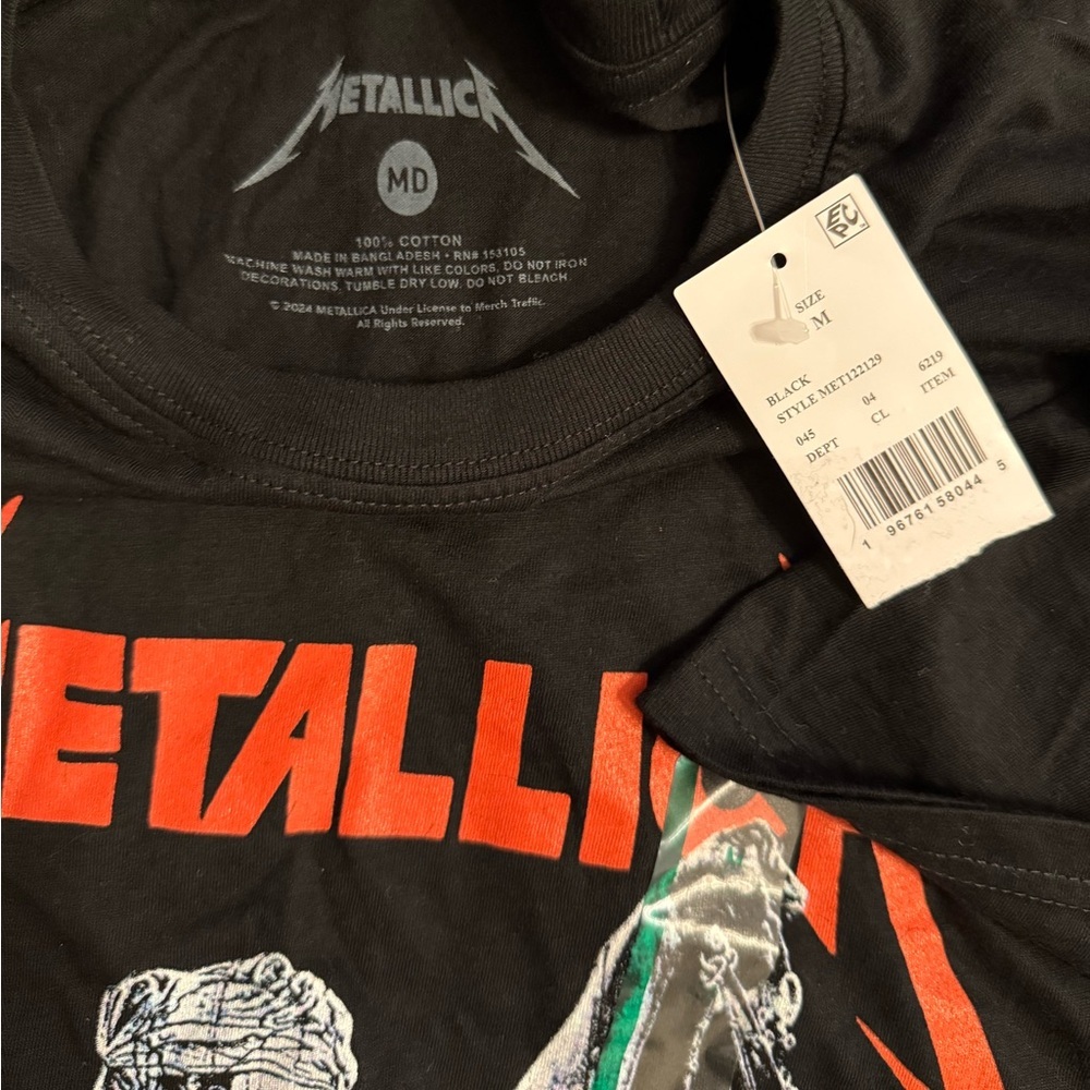 NWT Metallica Black Graphic T-Shirt MEDIUM - Picture 2 of 4